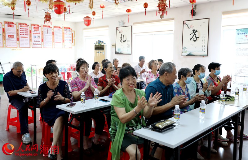 活動受到社區(qū)居民的歡迎