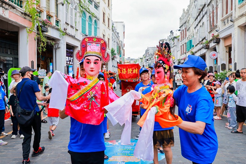 歡樂巡游現(xiàn)場。主辦方供圖