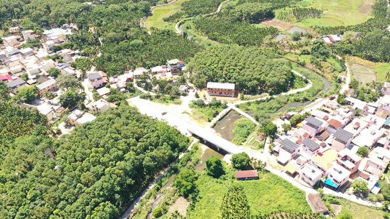 鳥瞰黎母山鎮(zhèn)握岱村全貌