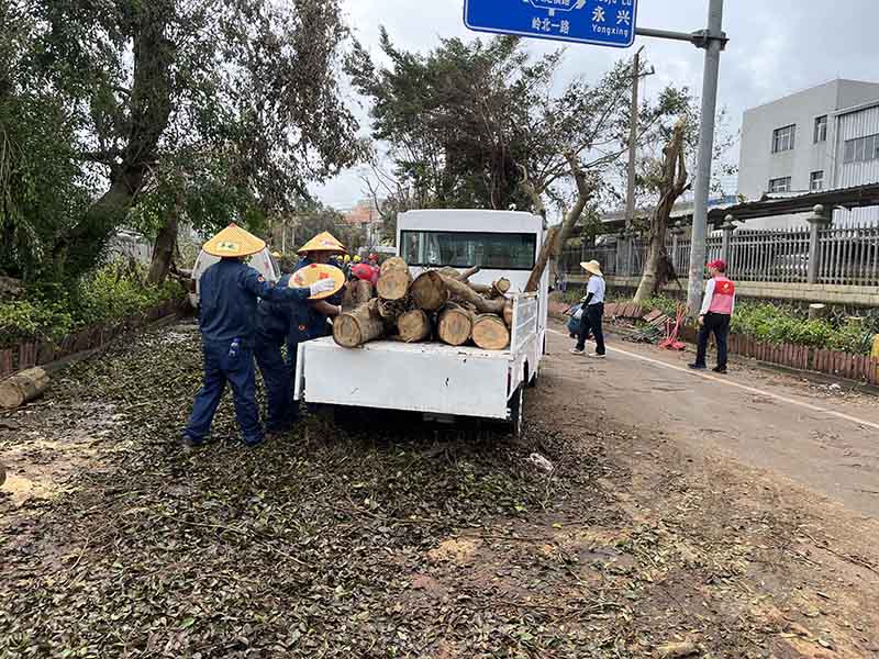 宇龍黨支部參與到支援工作中。?？趪腋咝聟^(qū)管委會供圖